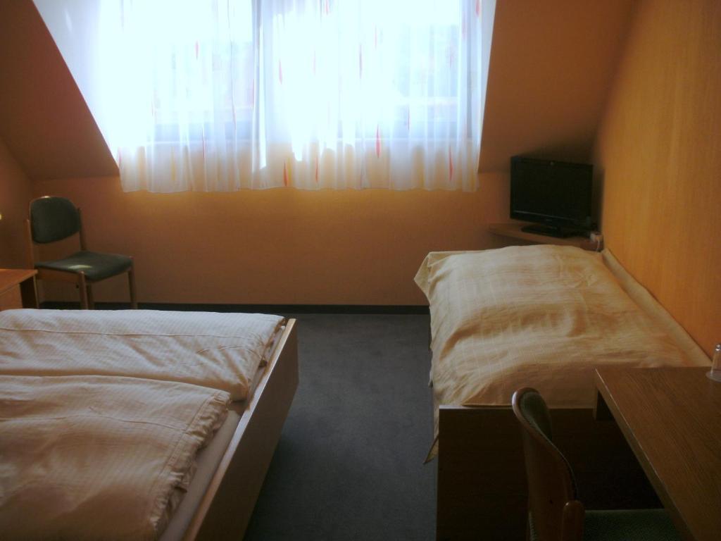 Gasthof Landhotel Grüner Baum Cadolzburg Habitación foto